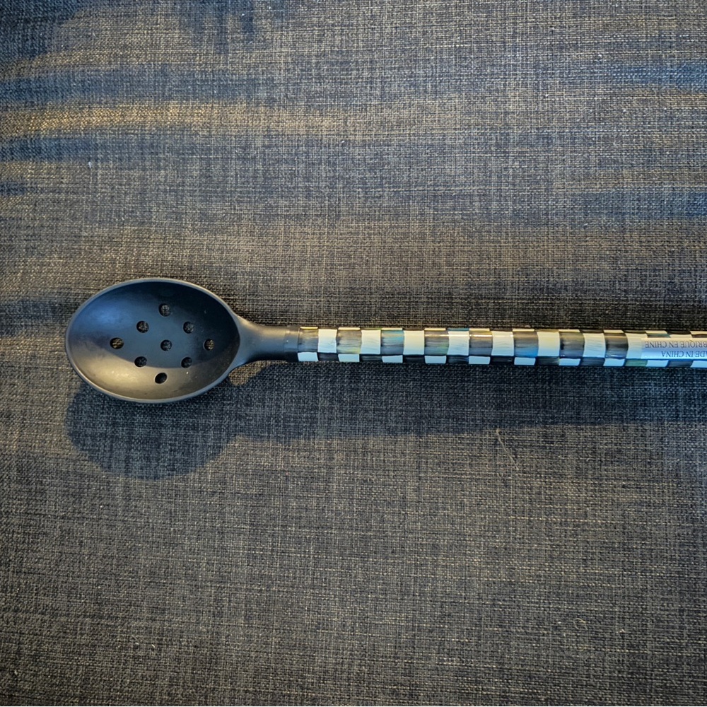 items around the house…kitchen - Picture 12 of 13